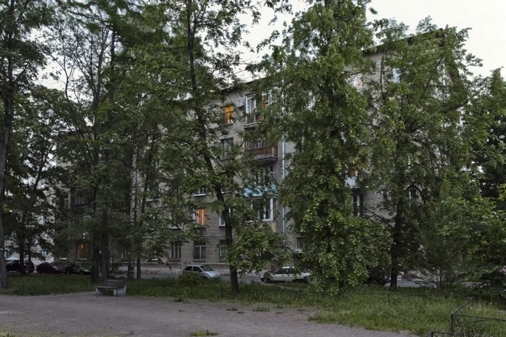 2-комнатная квартира у метро Московская