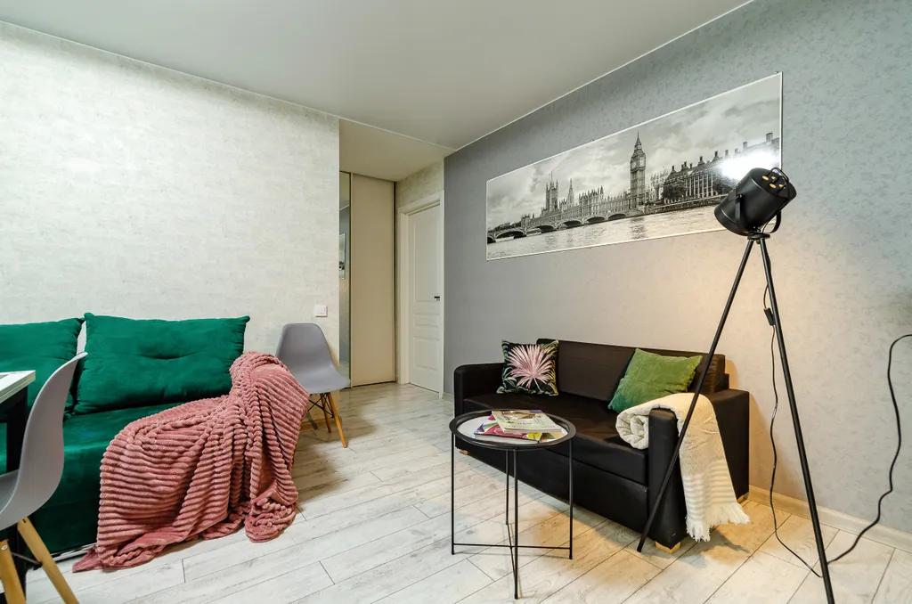 5 минут на машине / 25 пешком до кремля и центра города