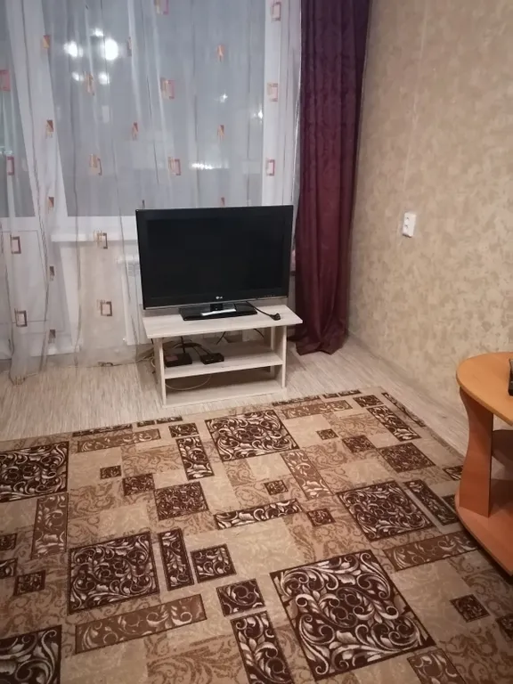 Квартира у Вокзалов, Дома Быта, Пушкинского и Парков