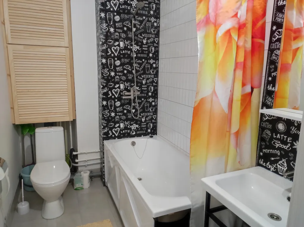 Уютная квартира студия+ спальня рядом с Термы Вода