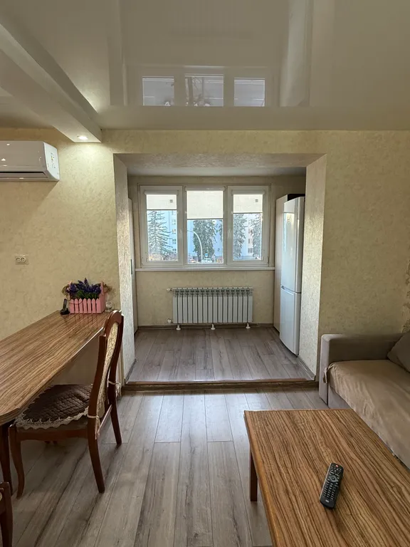 Уютная студия с видом на Белый дом и парк