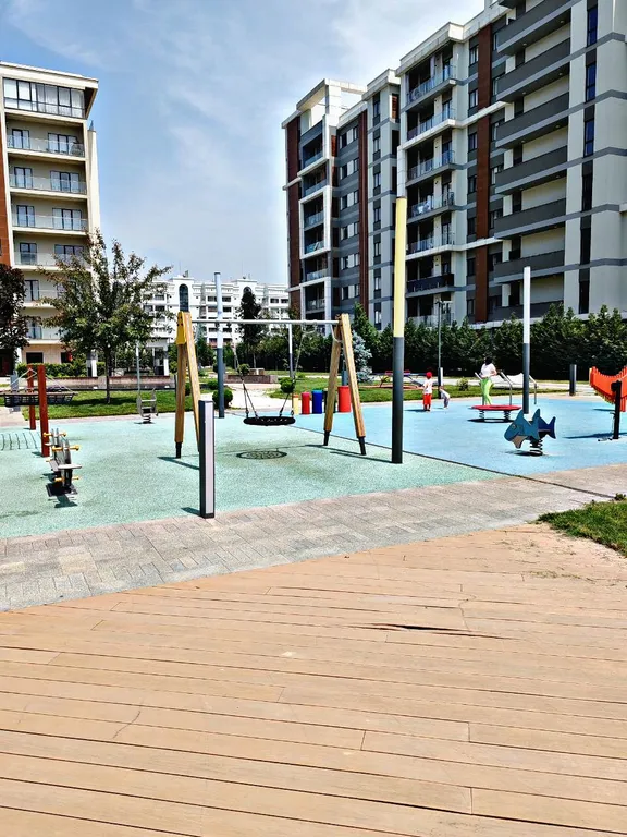 Tashkent Gardens E8-73