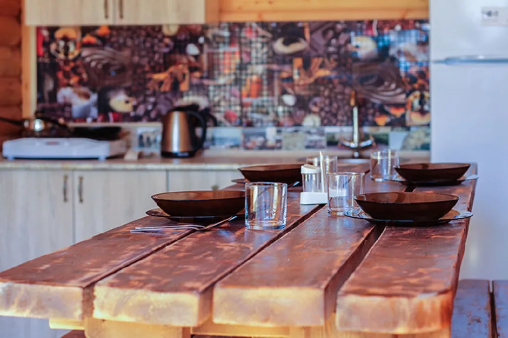 Двухэтажный дом из сруба