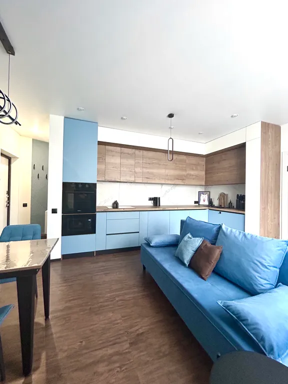 Евротрешка с дизайнерским ремонтом