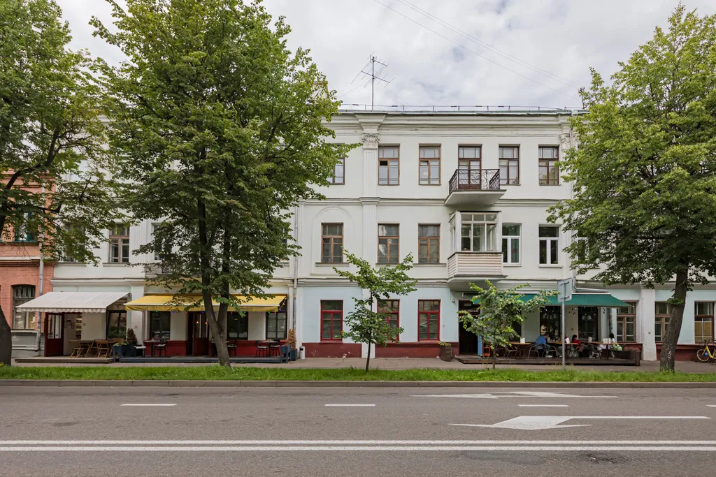 Двухуровневая квартира в уникальном районе