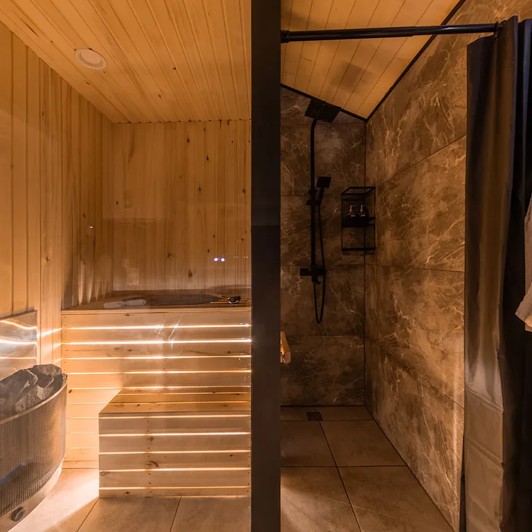 Домик в Икше с камином и сауной (Lato-76)