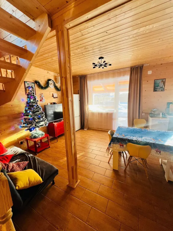 Дом на Горьковском море напротив спортивной базы Море спорта