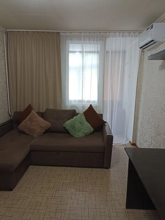 Уютная комфортная 1-комнатная квартира в 15 минутах от моря