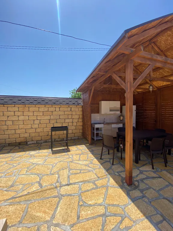 Уютный коттедж в трёх минутах от берега моря