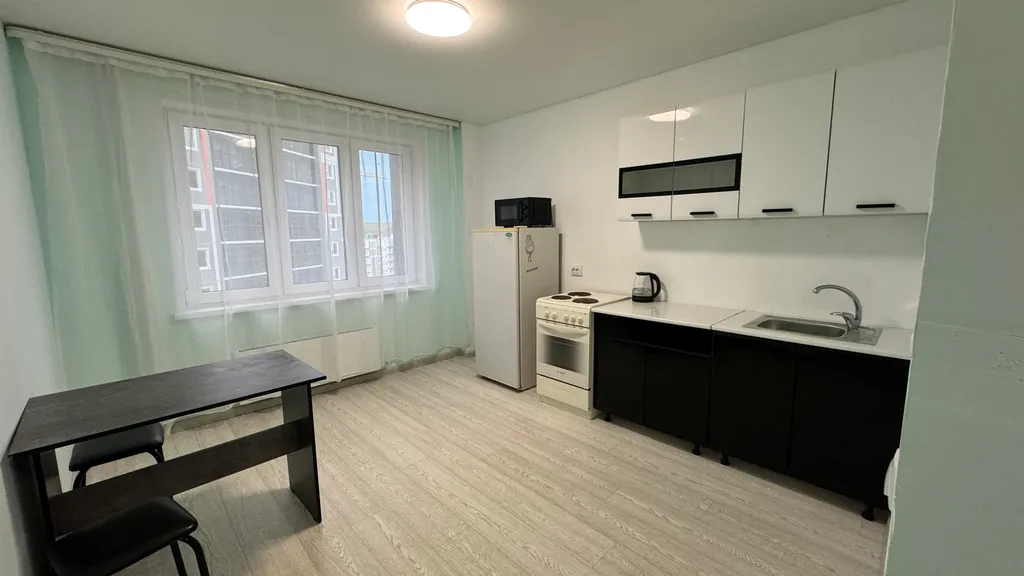 Квартира Светлая и уютная однокомнатная квартира в жк Мичуринские Аллеи — Красноярск