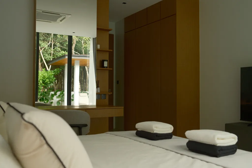 Коттедж 4-комнатный Дом — Пхукет