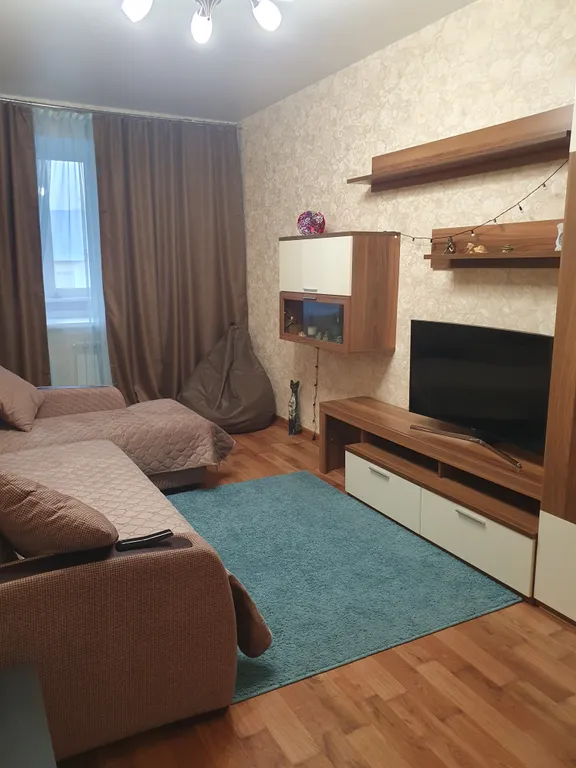 Новая двухкомнатная квартира в центре города — аренда посуточно в Углич