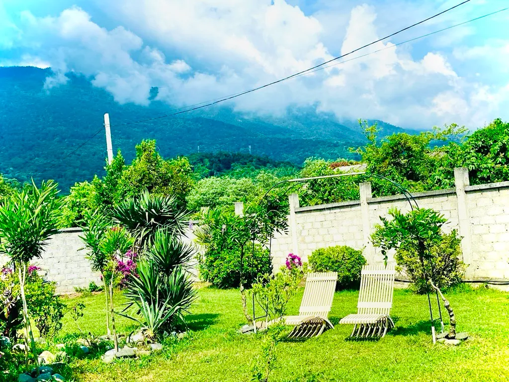 Квартира Квартира Гостевой дом "Витторио" с панорамным видом на горы — Гагра