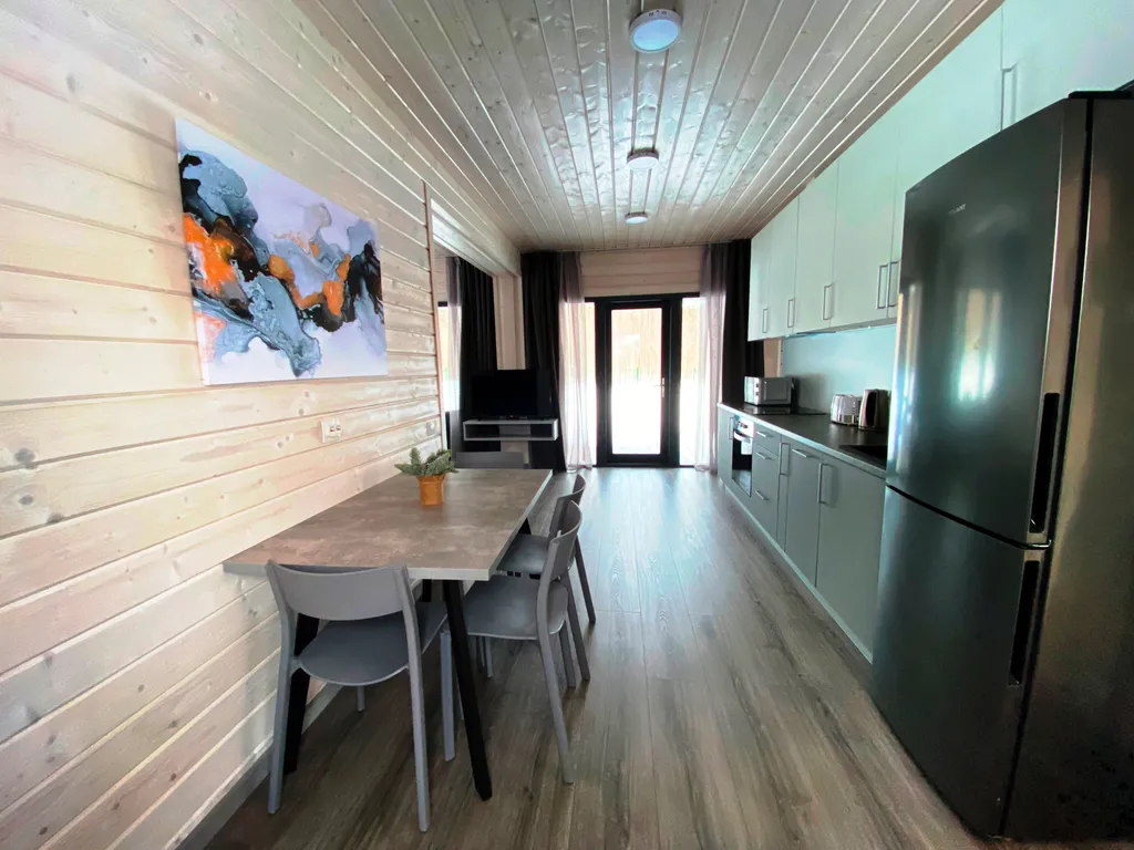 Коттедж Новый уютный дом с кондиционером на опушке леса в 20 минутах от города — Санкт-Петербург