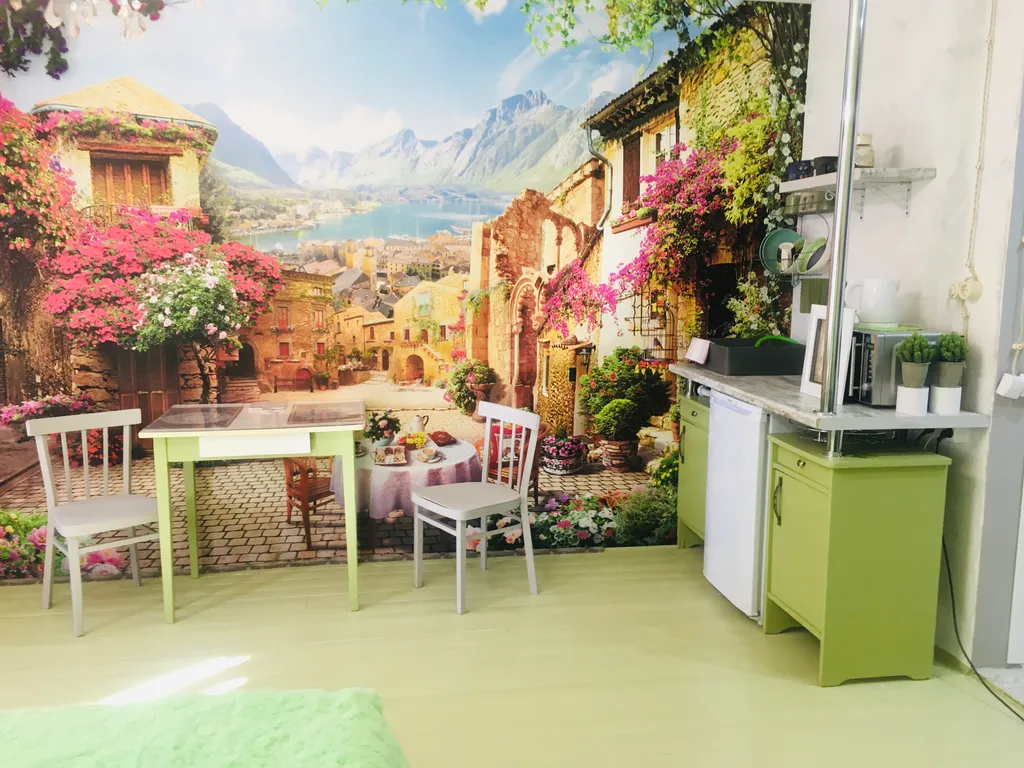 Старый дворик, где уютно и тепло