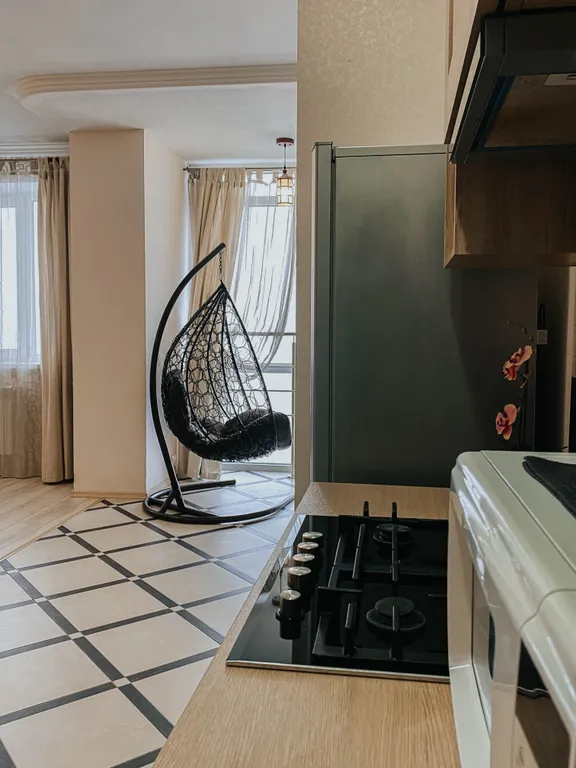 Студия в центре с видом на город