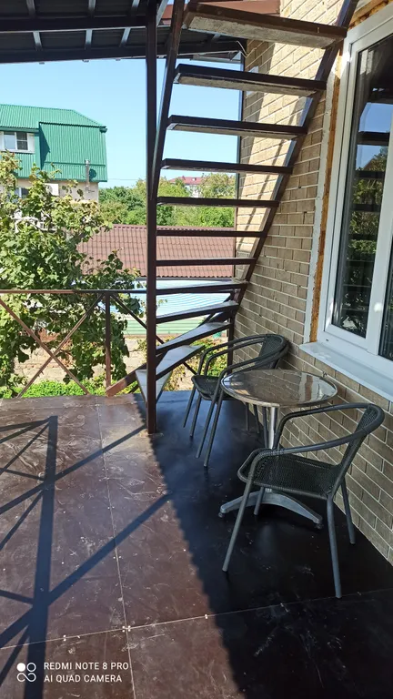 Домик на 4 человека две комнаты кухня гостиная и спальня