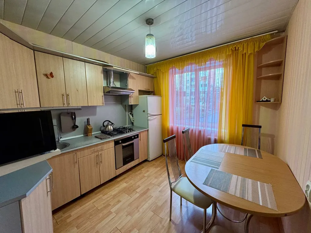 Двухкомнатная в центре