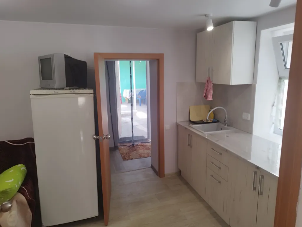 Дом возле набережной