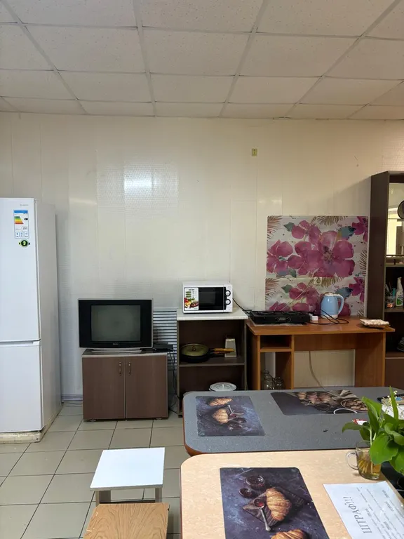 Дом в центре с бесплатной парковкой и охраняемой территорией