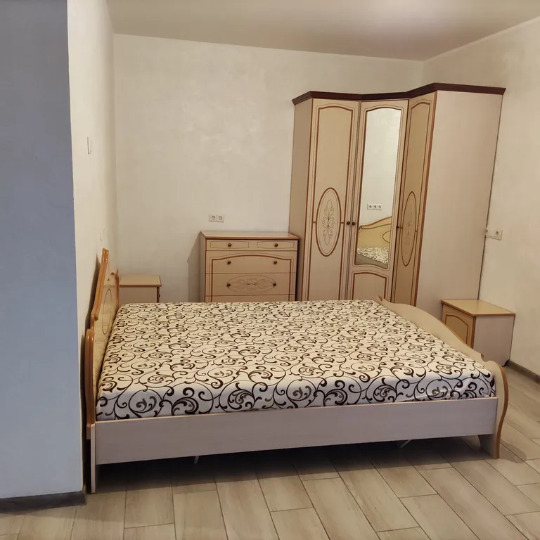 Просторная однокомнатная квартира студия — аренда посуточно в Минск