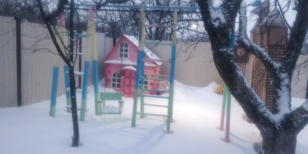 Дом на краю света с видом на Оку рядом с горнолыжной деревней Новинки