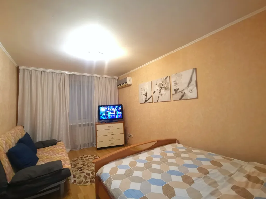 Квартира 2х комнатная Квартира у Реацентра, метро Безымянка — Самара
