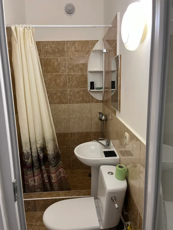 Этаж под ключ в зеленом дворе