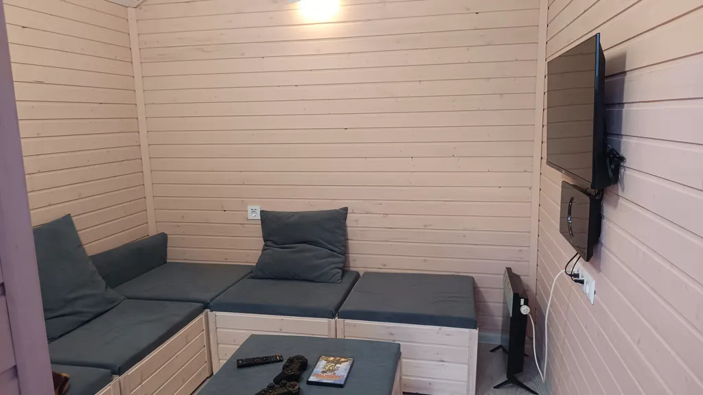 Дом 40m2 — чан, кухня, тактильный зоопарк