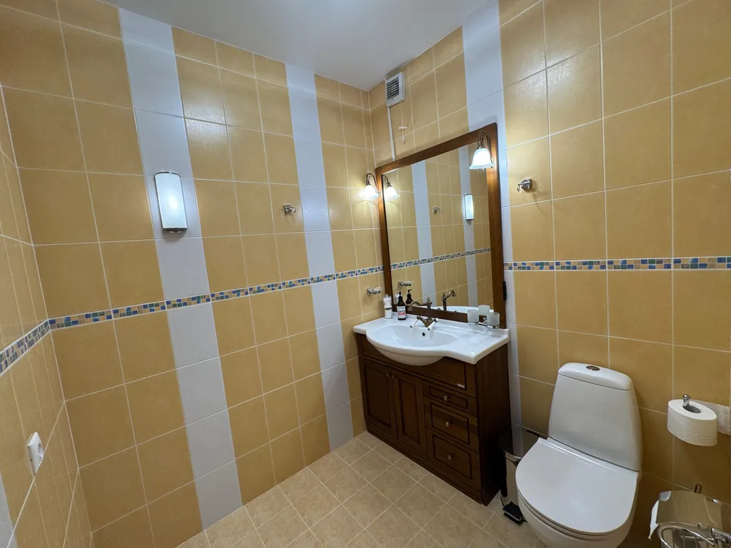 Коттедж на первой береговой линии