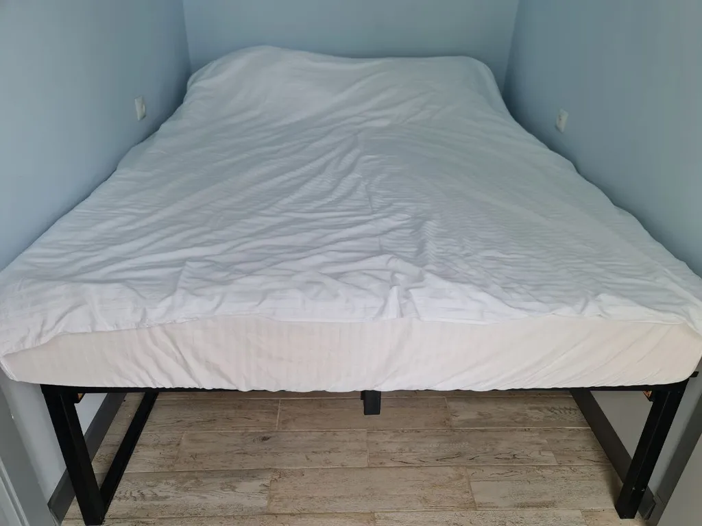 Уникальный панорамный дом с сауной прямо на берегу