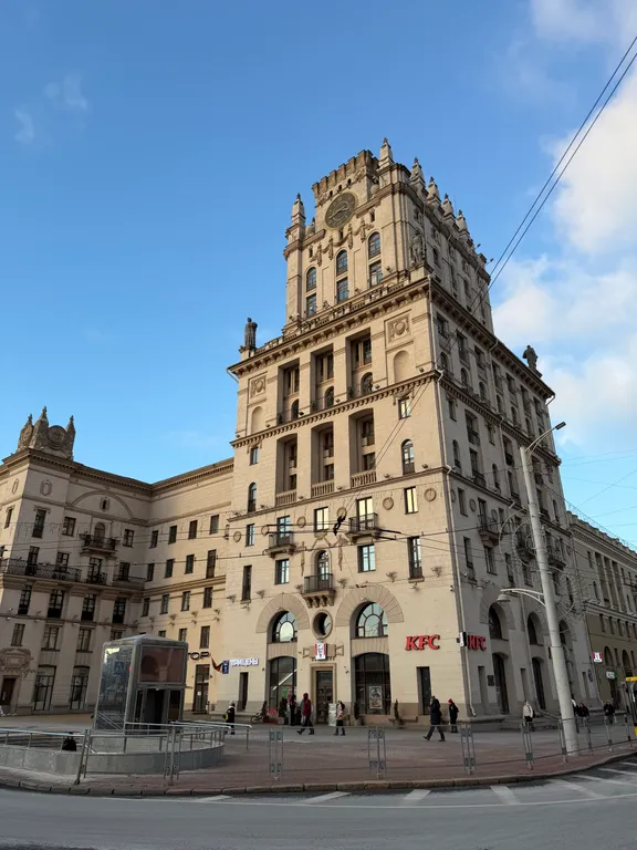 Главные ворота Минска, с балкона с видом на вокзал