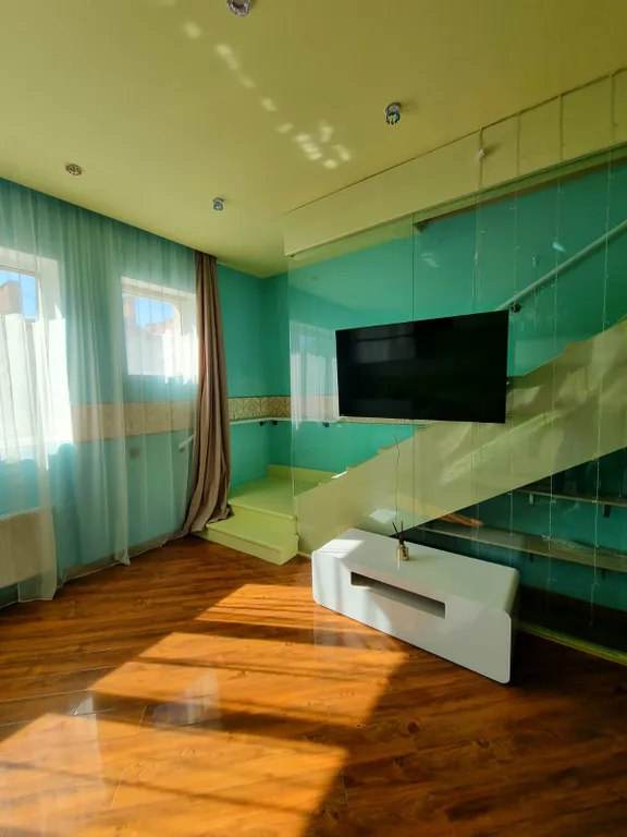 Дизайнерская 2-уровневая квартира на берегу Финского залива