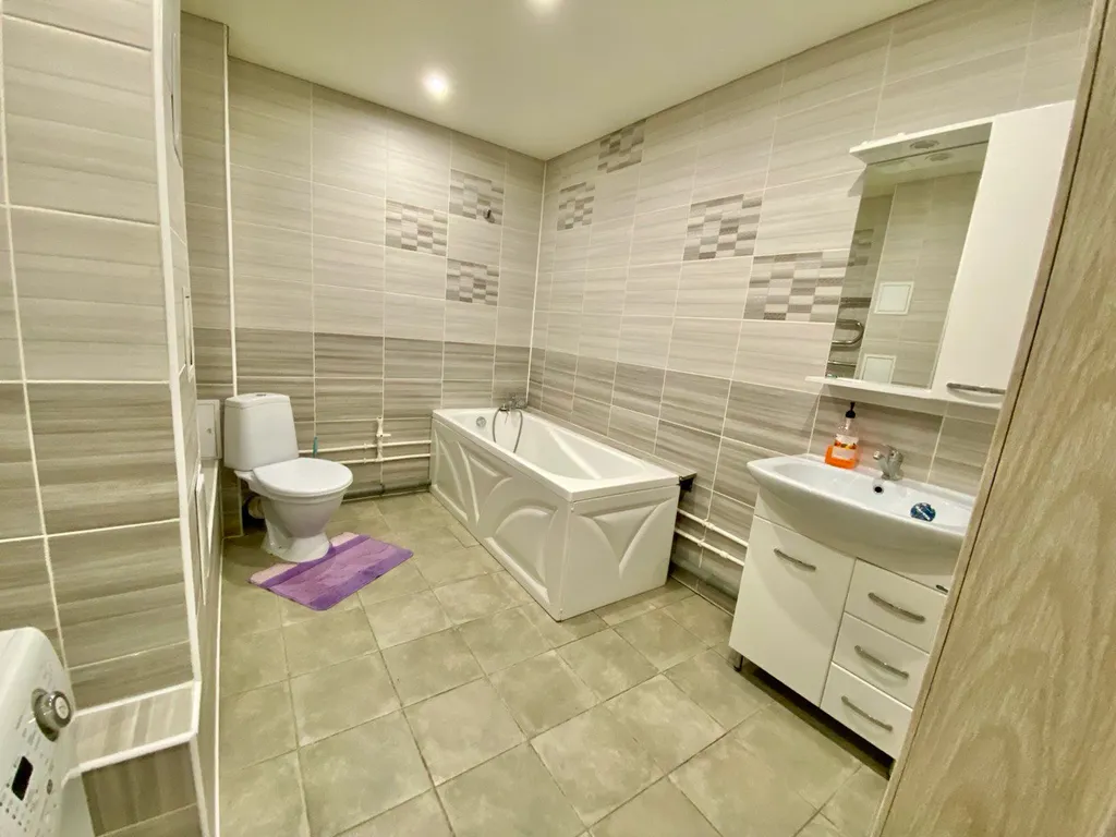 Просторная и уютная квартира с шикарным видом из окна!