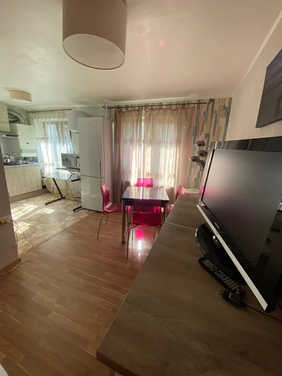 Квартира Евро-трехкомнатная квартира в тихом центре — Зеленоградск