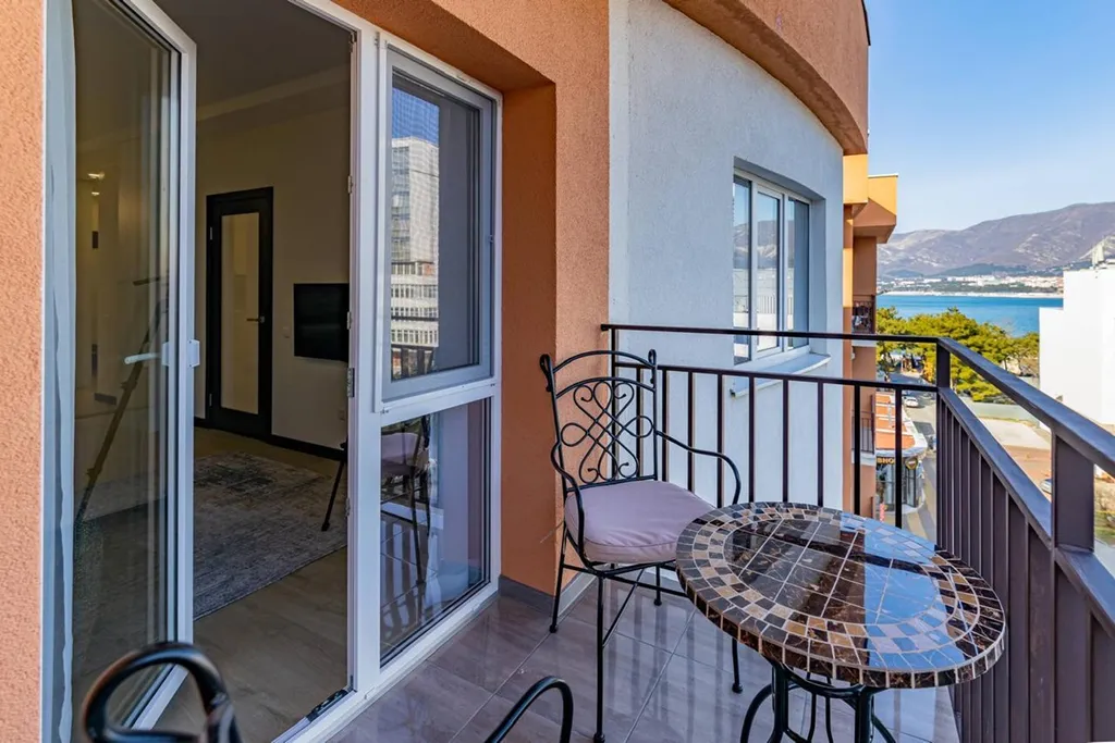 2х-комнатная квартира с видом на море