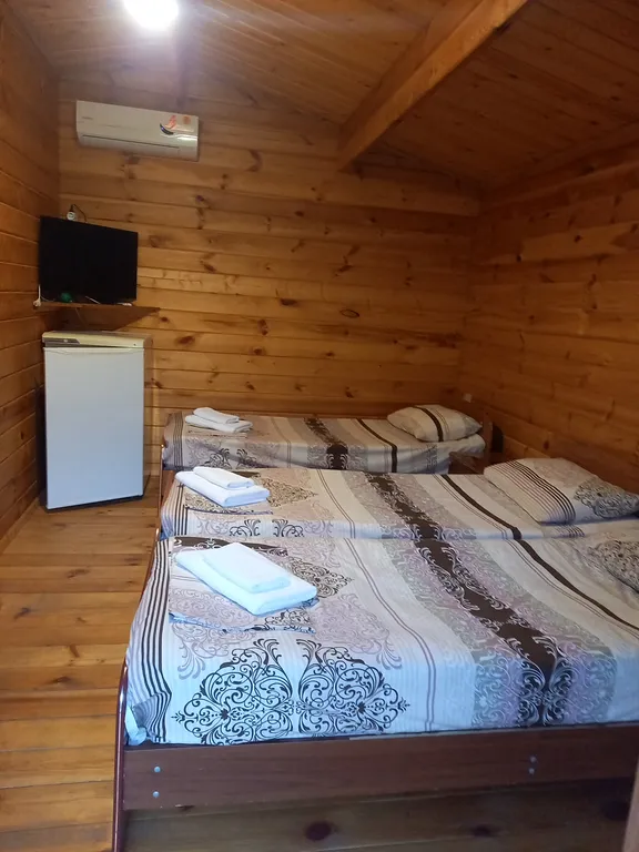 Коттедж Эко-домик с удобствами — Гагра