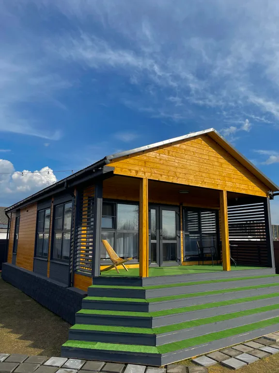 Коттедж с баней рядом с парком Малевича