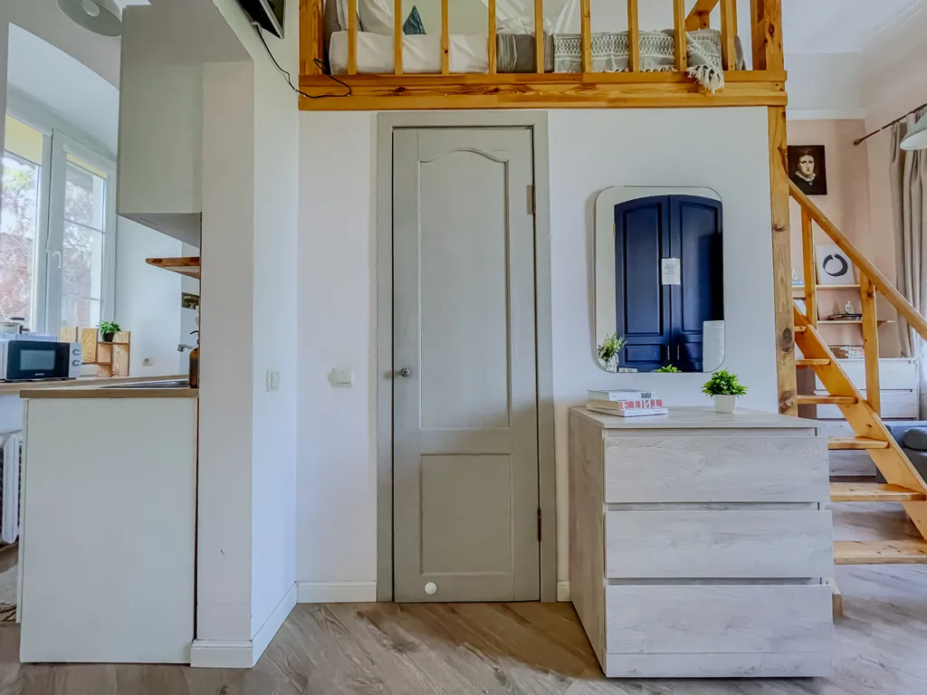 Двухуровневая квартира. Все в пешей доступности