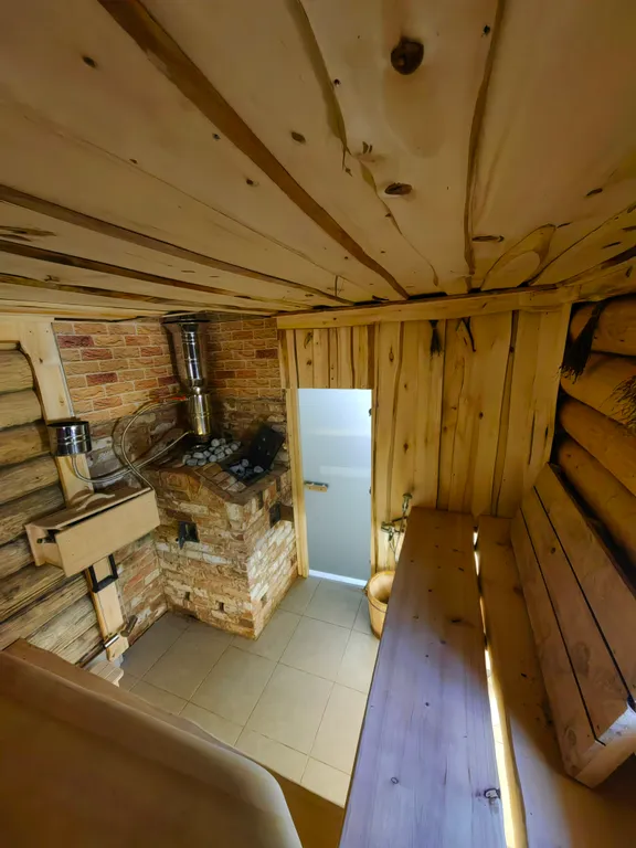 Гостевой домик A-frame в сосновом лесу