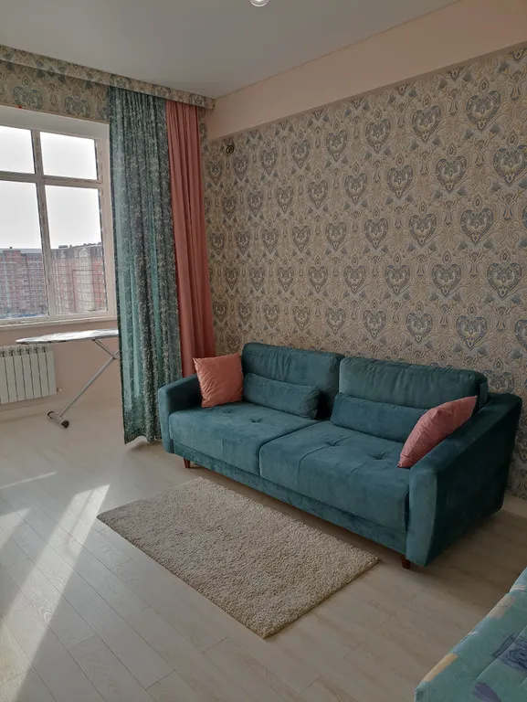 Уютная квартира в центре города, с видом на море