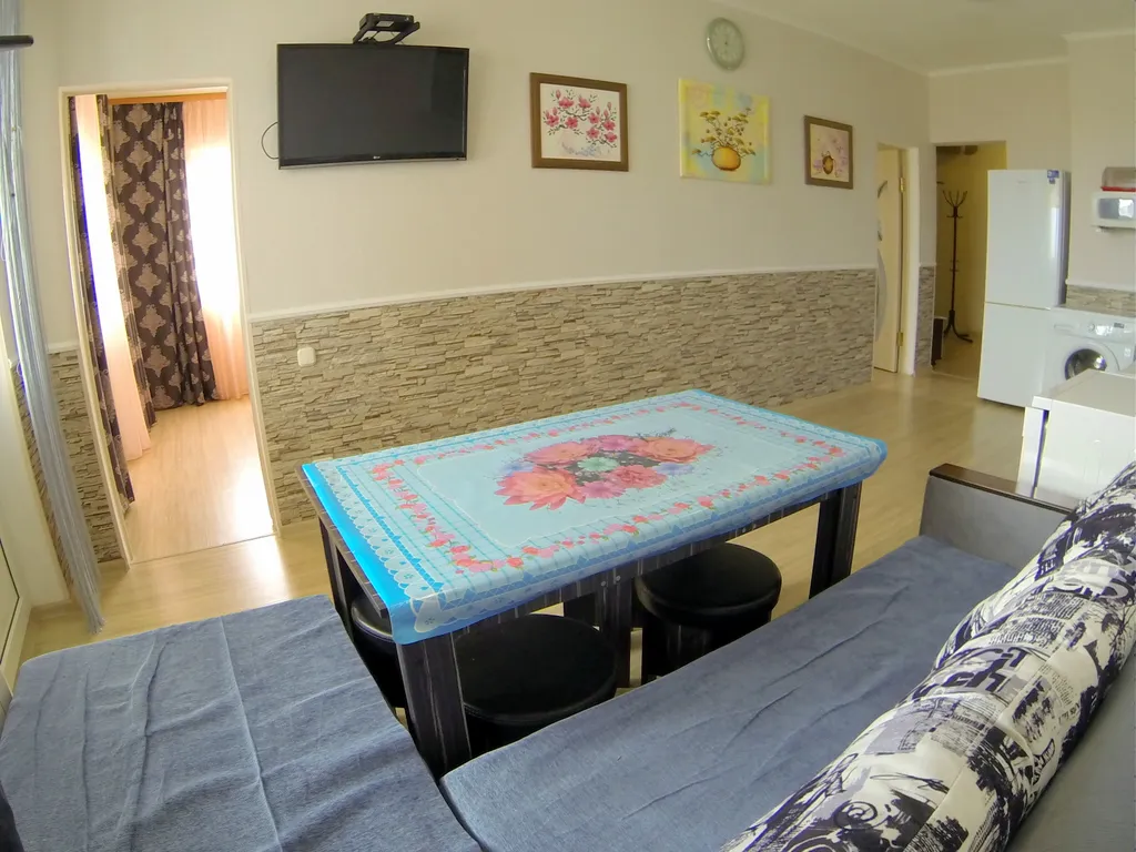 Квартира в центре с видом на море