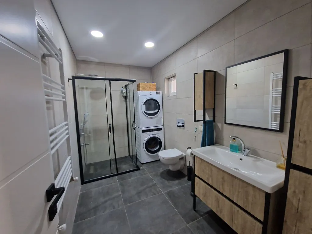 4-комнатная квартира у моря с отличной локацией