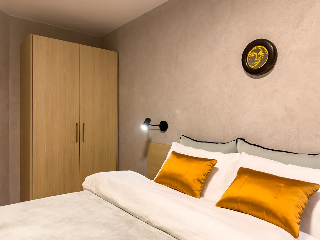 Апартаменты комфорт у набережной