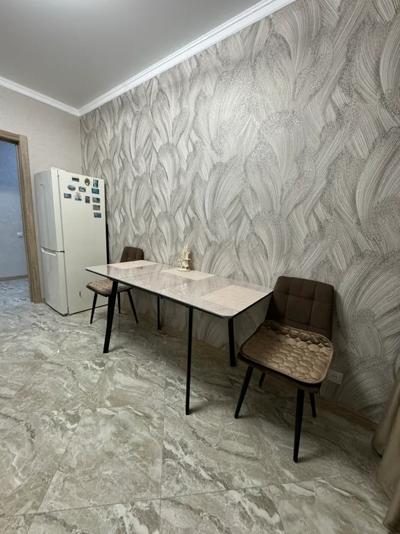 Аэропорт в 7 мин езды, Жд - вокзал - 11 мин