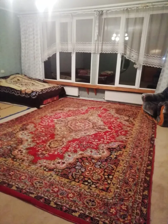 Большой дом на окраине деревни