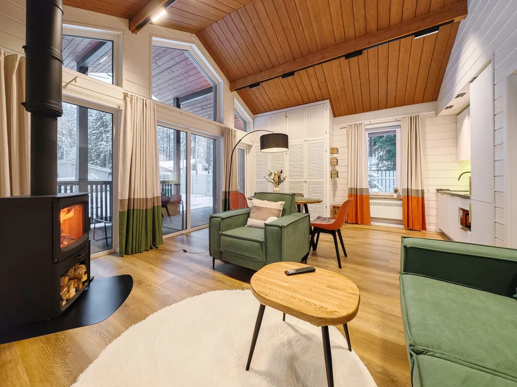 Новый дом на лесном участке