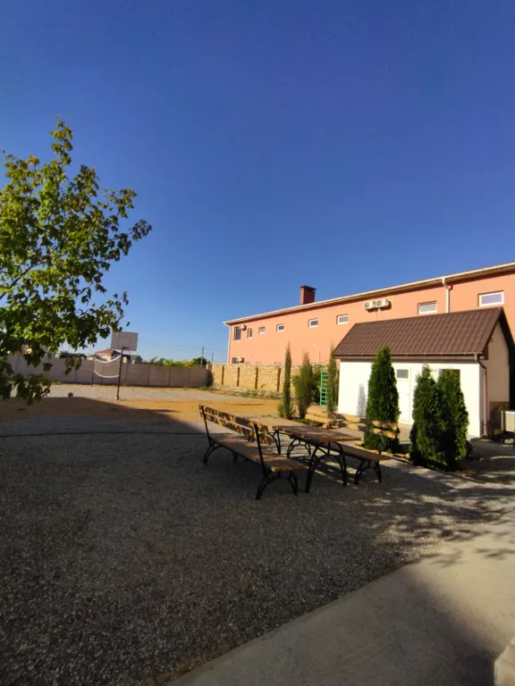 Этаж в доме с отдельным двором