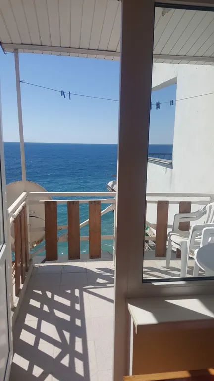 Отдых на берегу Чёрного моря