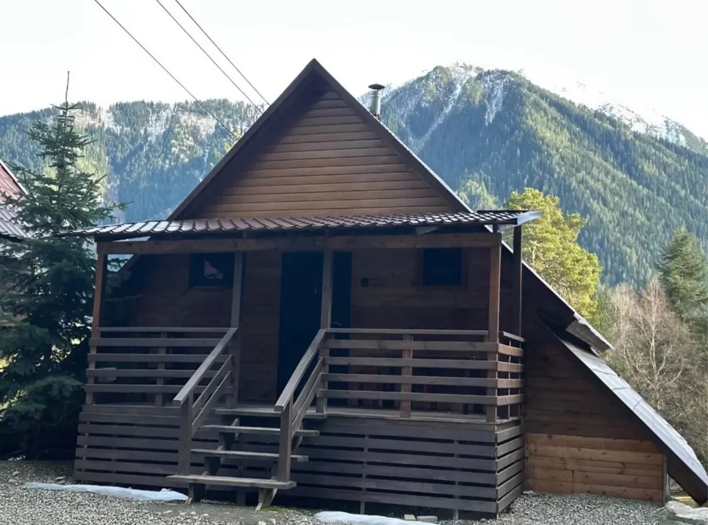 Квартира Апартаменты с мини-кухней и видом на горы — Архыз